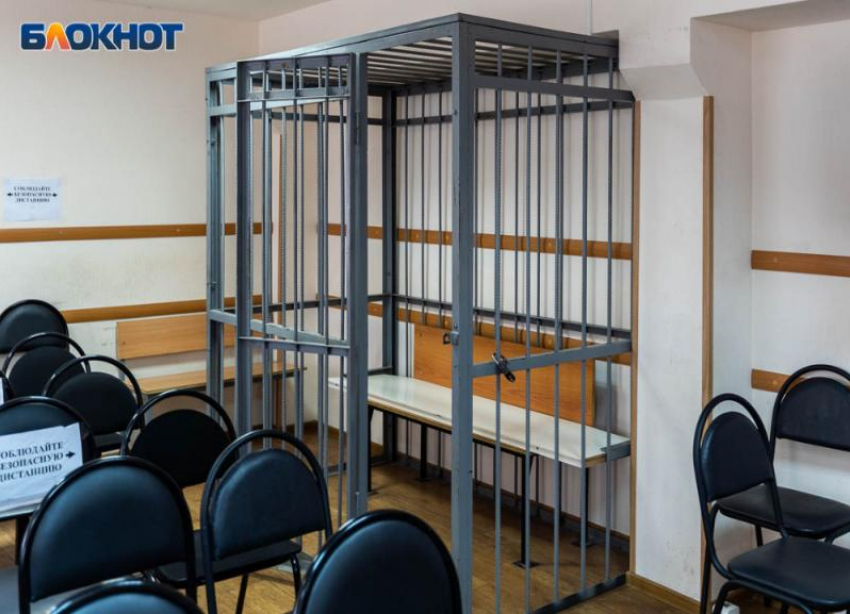 Семь лет колонии и миллион выплат: волгоградке огласили приговор за смерть возлюбленного
