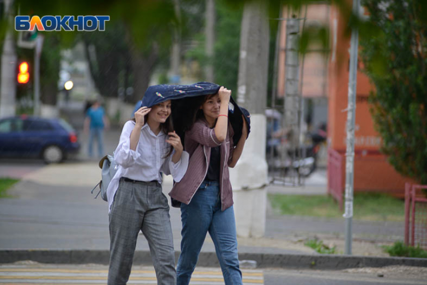 С дождями и грозой встретят майский понедельник волгоградцы 
