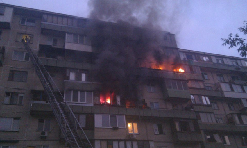 В Волгограде при пожаре в 9-этажке погибли мужчина и женщина