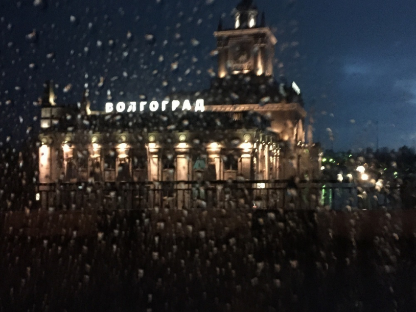В Волгоград на смену жаре пришли дожди 