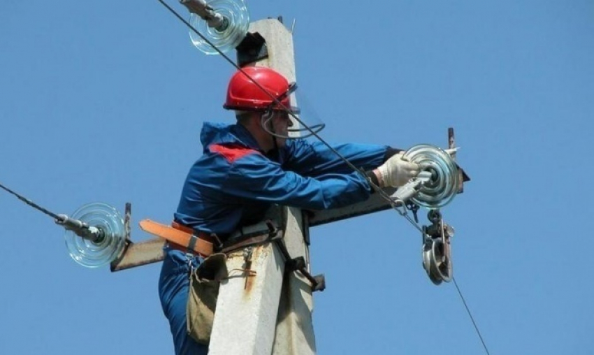 В четырех районах Волгоградской области до сих пор нет электричества