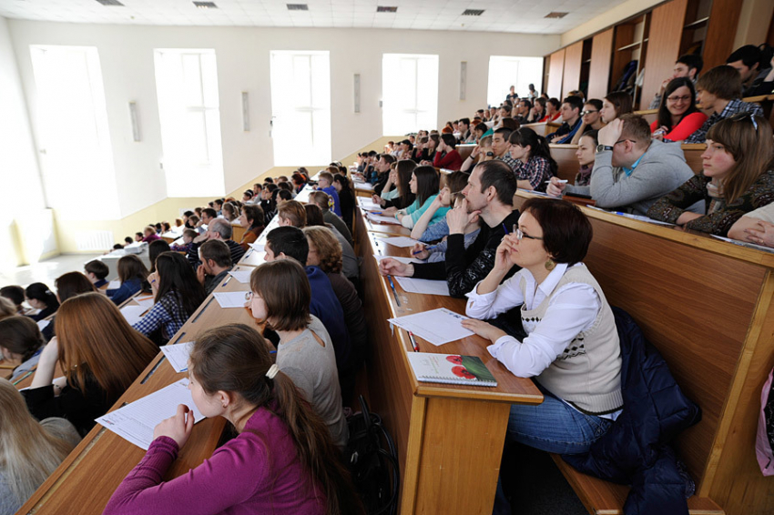 Волгоградцы провалили этнодиктант