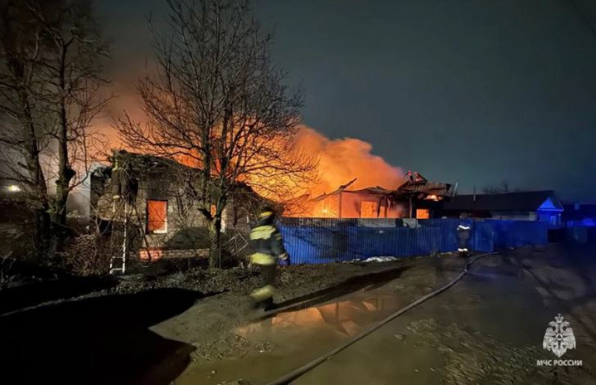Тело 4-летнего нашли под конструкциями: подробности жуткого пожара в Михайловке