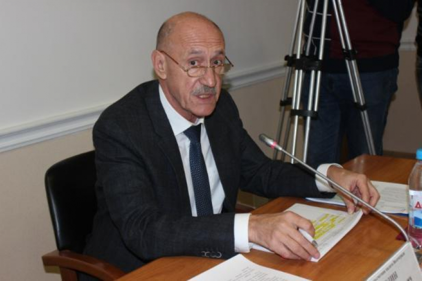 Волгоградские депутаты отправят в отставку председателя КСП впервые за 18 лет