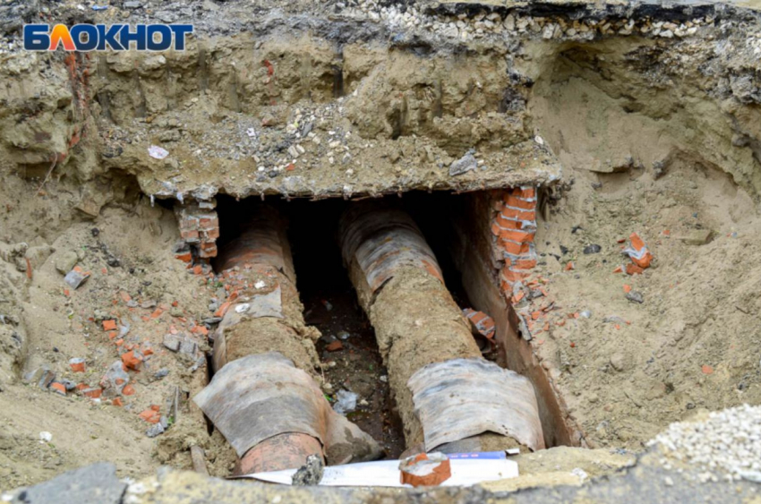 Работали всю ночь: мощный коммунальный порыв устранили в Волгограде