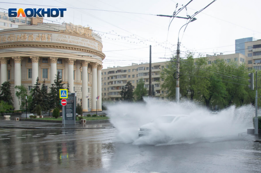 Шестичасовой дождь обрушится на Волгоград