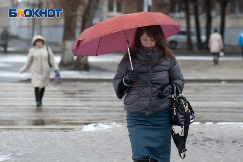 41 февраля в Волгограде: город с утра усыпало снегом