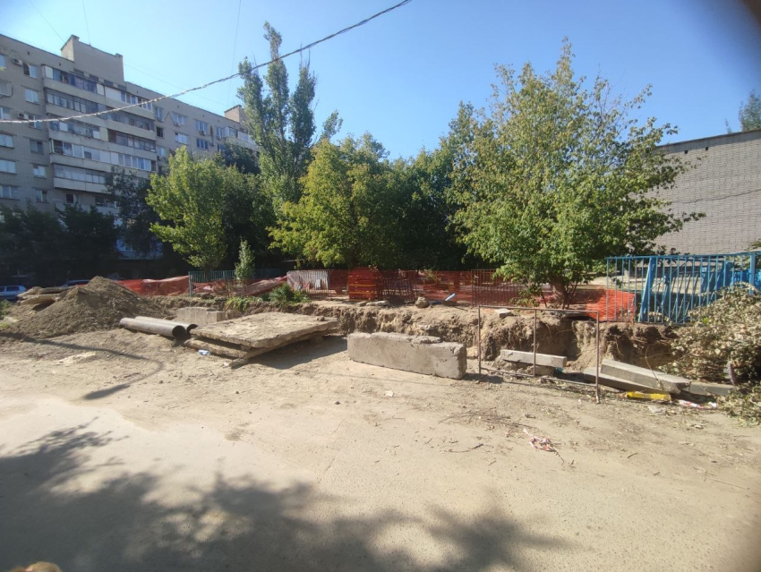 Горячую воду объявили в розыск жители центра Волгограда