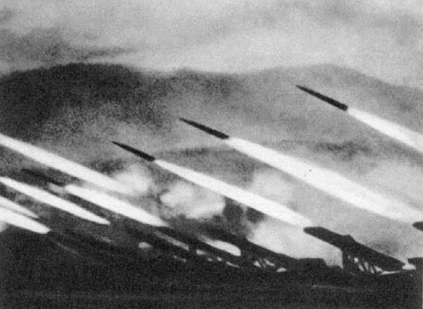 19 ноября 1942 года – под Сталинградом началась стратегическая наступательная операция советских войск под кодовым названием «Уран"