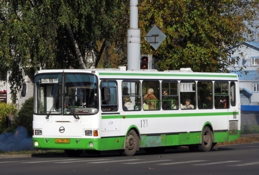 В Волгограде суд расторг договор с перевозчиком маршрутки №111 