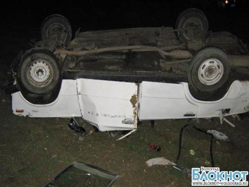 В Волгоградской области «шестерка» улетела в кювет