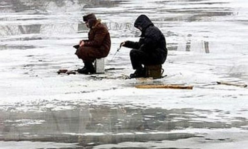 Супруги погибли во время рыбалки под Волгоградом: очевидцы не стали спасать тонувших