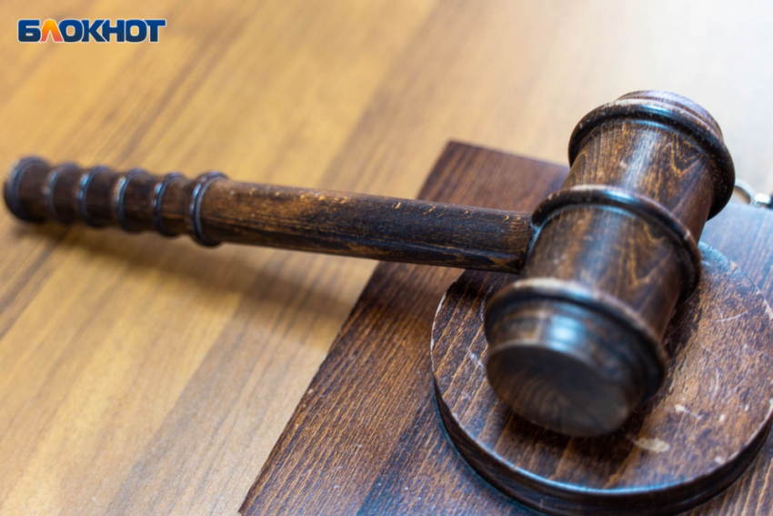 Суд обязал банк вернуть волгоградке похищенные мошенниками деньги