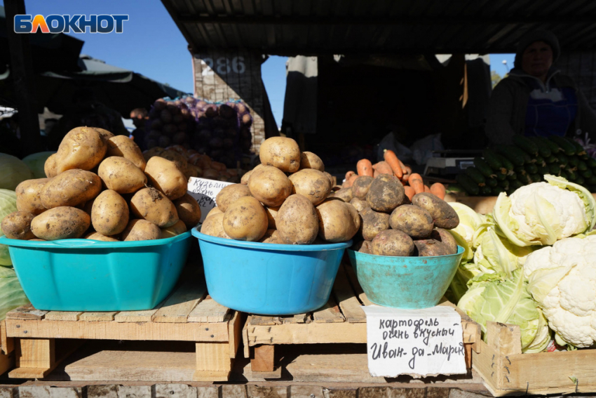 Причину роста цены новых урожаев картофеля назвал волгоградский фермер