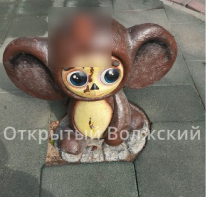 Фекальный вандал осквернил Чебурашку в Волжском