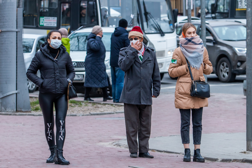 Волгоградскую область отправили на COVIкулы