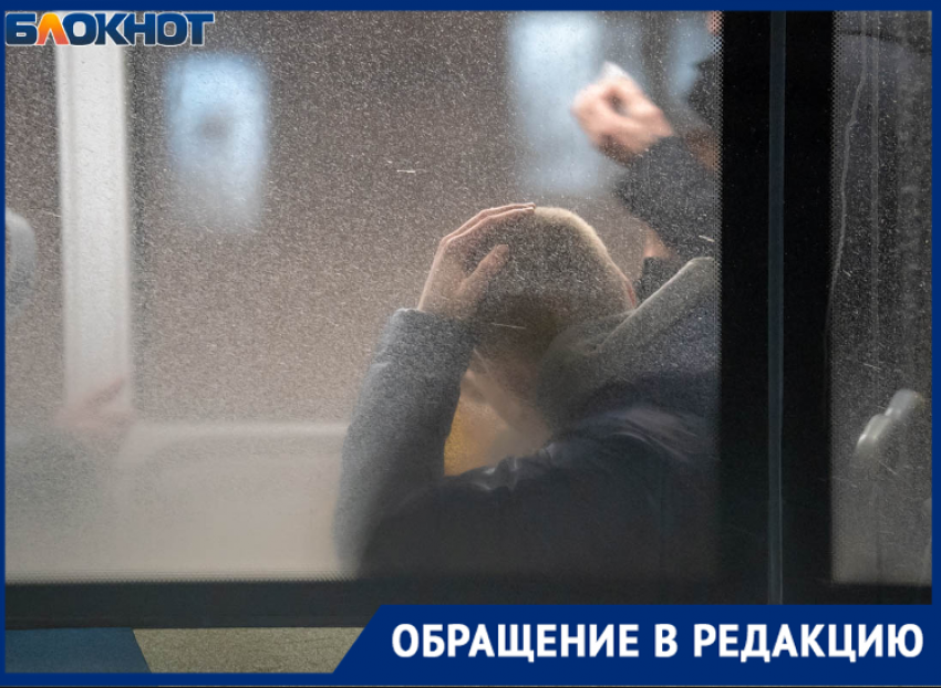 "Едут с кислыми лицами в депо": волгоградцы сообщили о перебоях с троллейбусом №10 