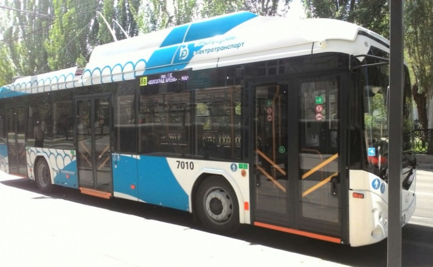 В Волгограде троллейбус №10А избавили от кондуктора
