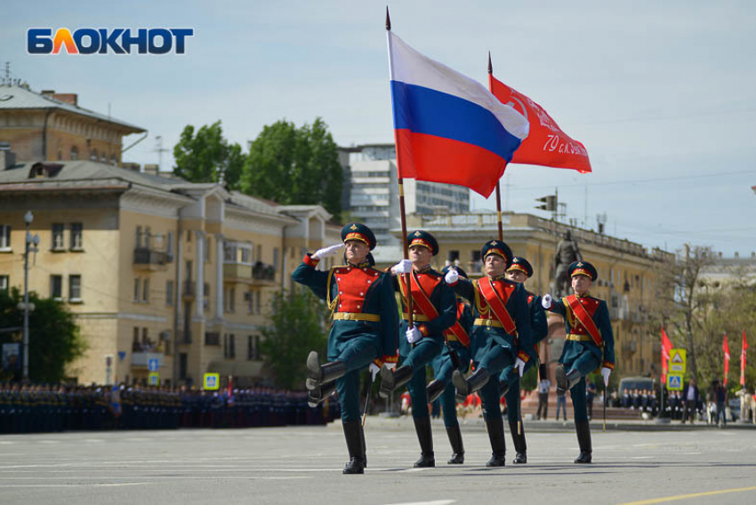 Волгоград готовятся масштабно украсить к Дню Победы