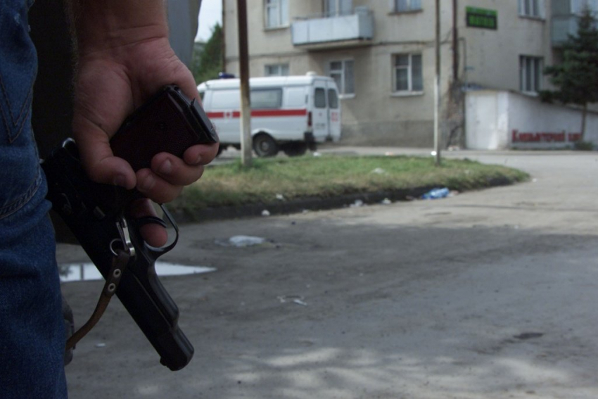 Житель Волгограда расстрелял 46-летнюю женщину из-за замечания