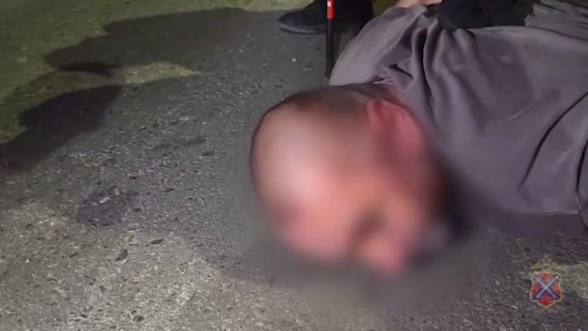 «Решалу» уложили лицом в асфальт под Волгоградом – видео