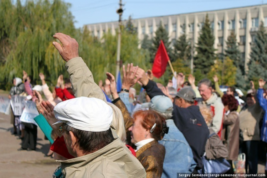 Садоводы выходят на митинг