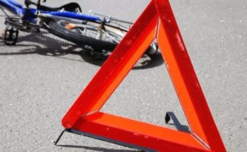 В Волжском автобус «ВОЛГАБАС» сбил 58-летнего велосипедиста 
