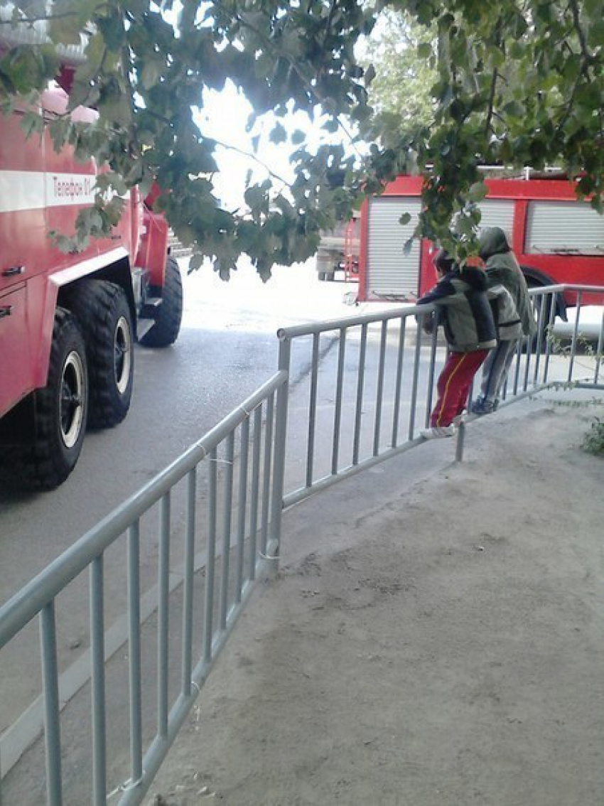 В Волгограде из-за короткого замыкания в поликлинике эвакуировали 70 человек