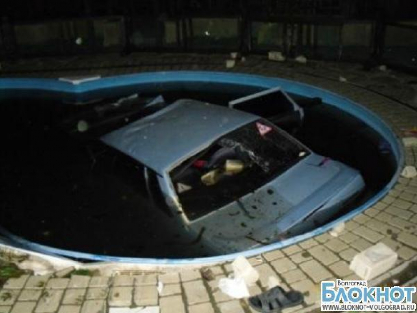 Под Волгоградом водитель «пятнадцатой» наехал на женщину в бассейне