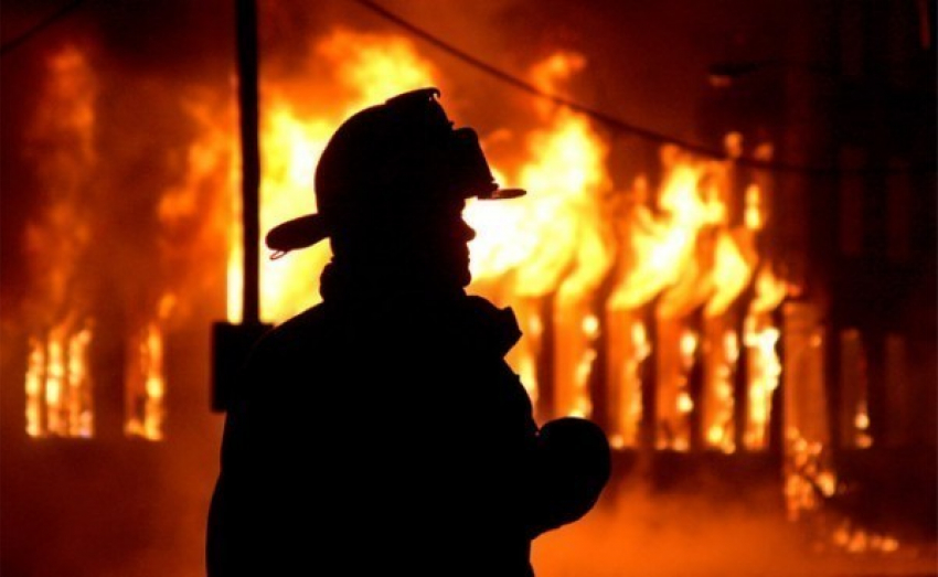 За сутки в Волгоградской области сгорели три дома