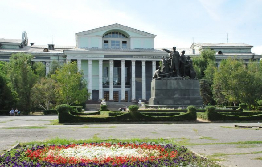 Главой Краснооктябрьского района Волгограда может стать неопытный мужчина