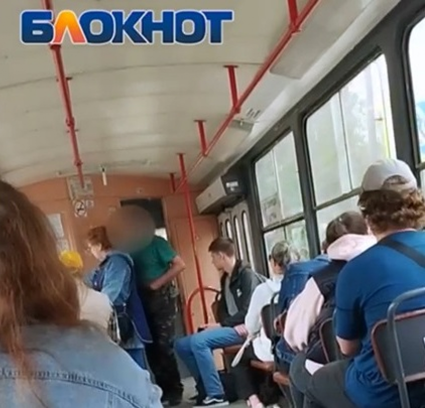 Ебля в автобусе: 3000 русских порно видео