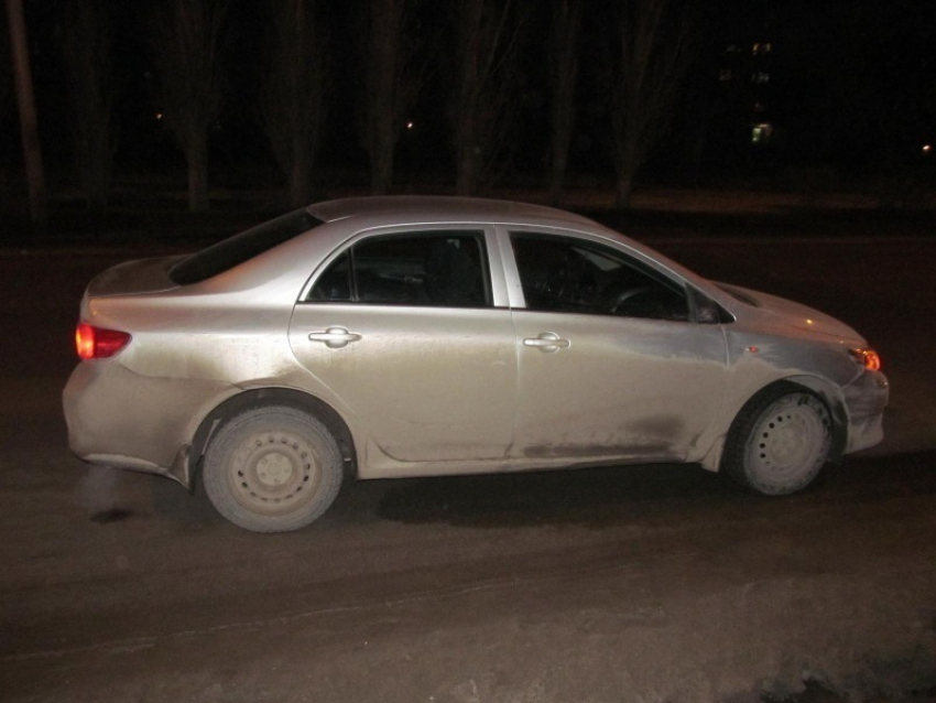 В Волгограде на 7-й Гвардейской преподаватель университета сбил пешехода