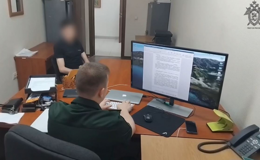 Астраханский коммунальщик Ртищев «поставил на счетчик» дома волгоградского военного городка 