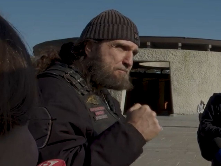 Колонна «Ночных волков» с Александром Хирургом Залдастановым побывала в Волгограде