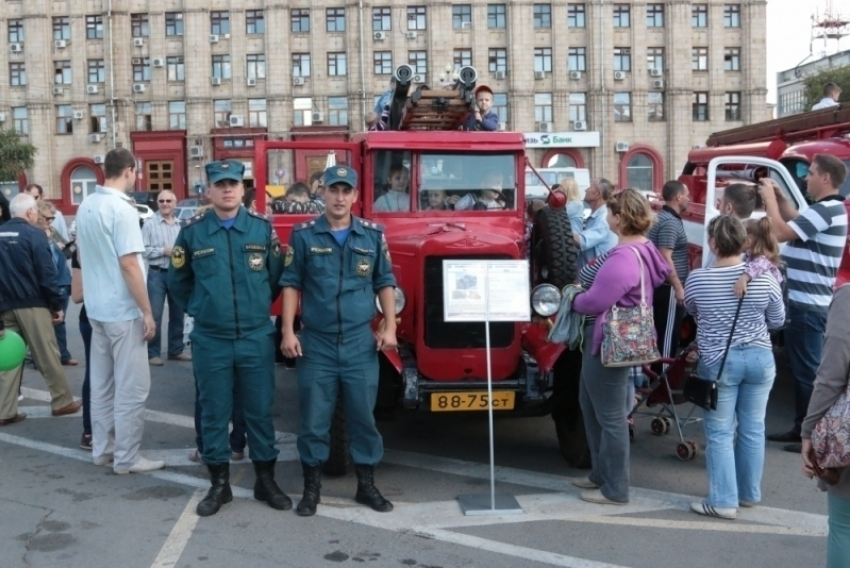 В Волгограде прошла выставка пожарной техники 