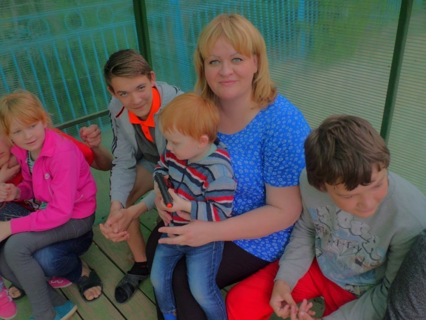 Волгоградка Надежда Киреева отменила голодовку в Москве в День защиты детей