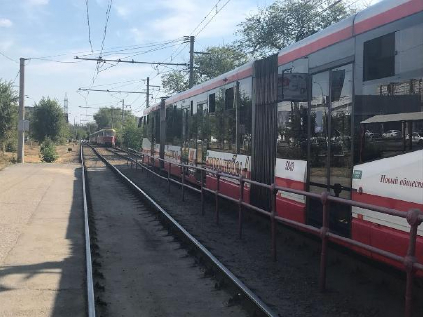 Транспортный коллапс в Волгограде - остановлено движение «скоростного трамвая»