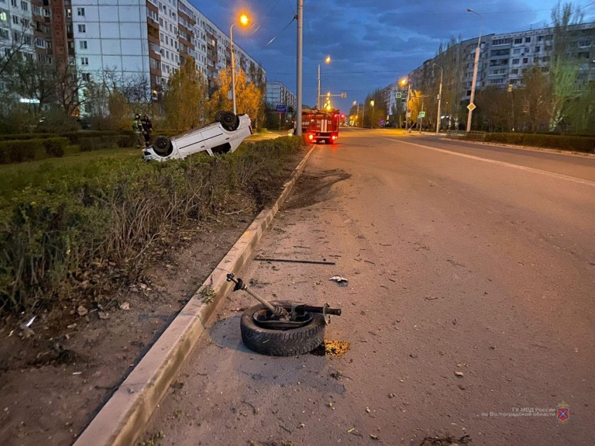 Мужчина едва выжил в шок-аварии под Волгоградом