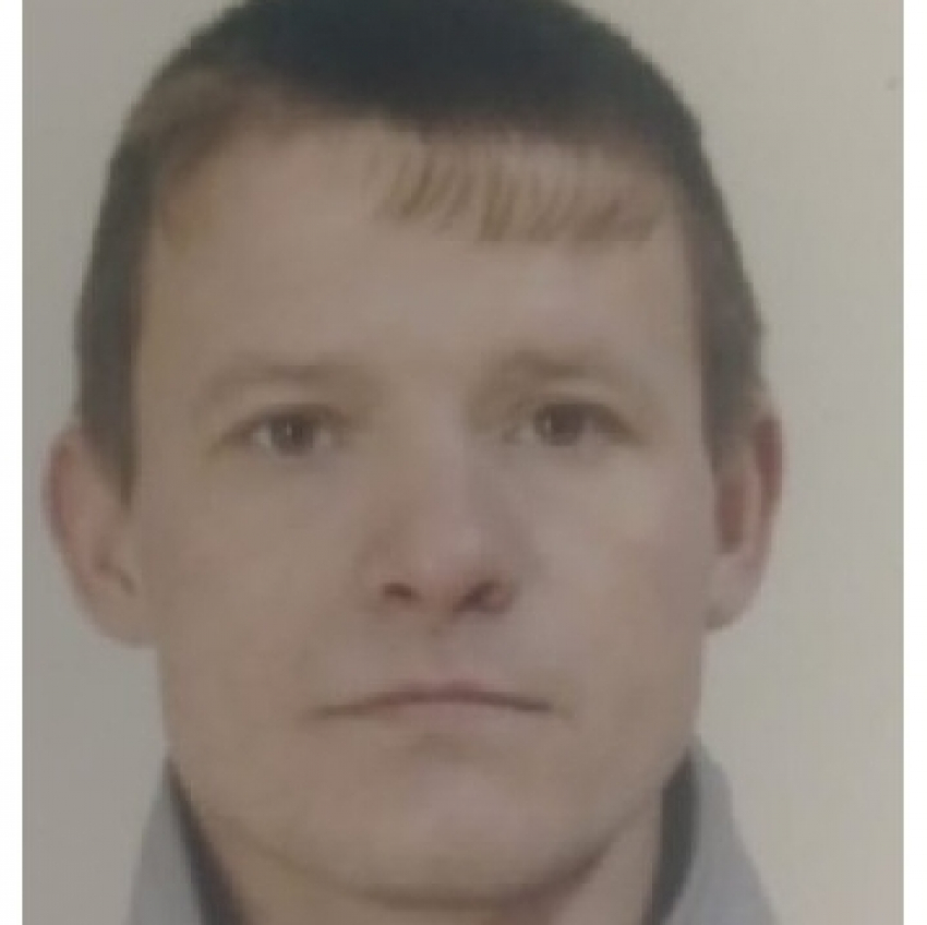 39-летний невысокий шатен бесследно пропал в Волгоградской области