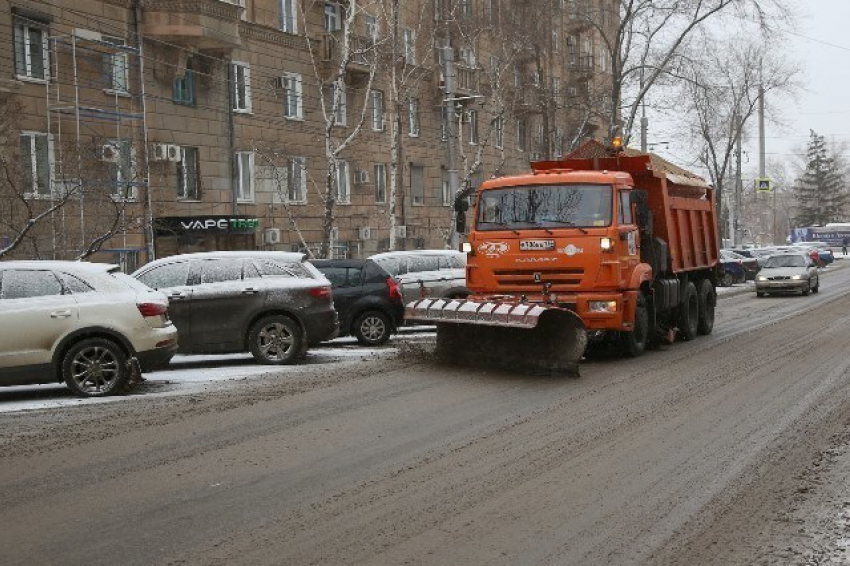 На улице Советской в Волгограде ввели новые правила парковки