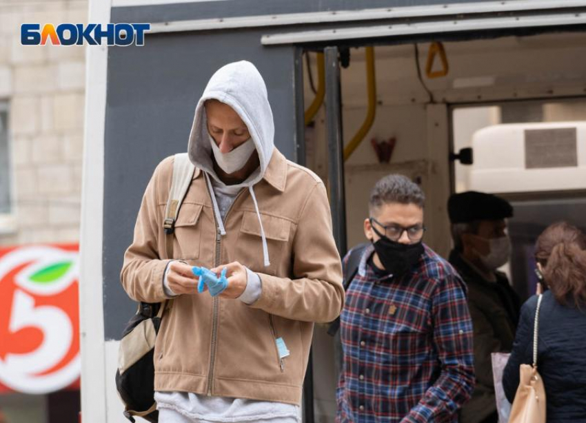 Коронавирус в Волгограде 22 октября: коллапс в лабораториях и ожидание новых экспресс-тестов
