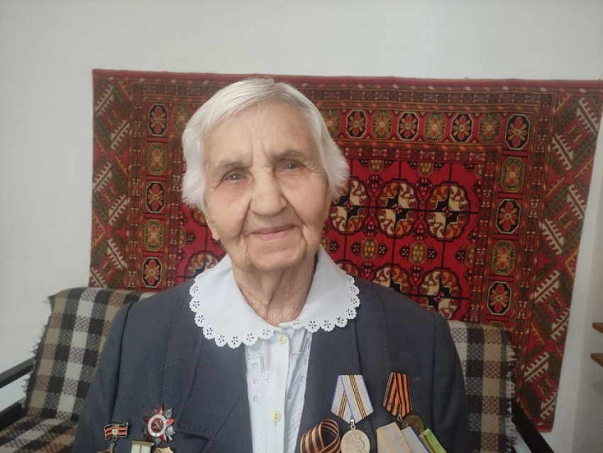 В Волгограде простились с участницей Сталинградской битвы Валентиной Подлесной