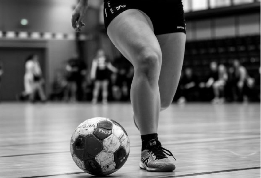 Волгоградские гандболистки начали новый год с победы над аутсайдерами