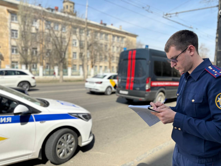 Появились подробности ДТП с иномаркой, въехавшей в толпу детей в Волгограде