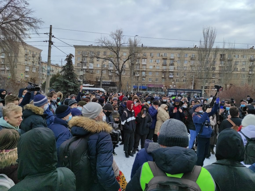 Новости часа волгограде. Митинг в Волгограде. Митинги в Волгограде сейчас. Митинг в Волгограде сегодня. Новости Волгограда сегодня.