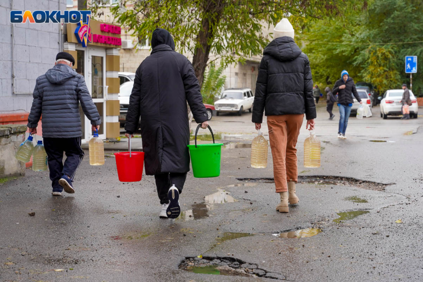 Как в фекальную ЧС: воду отключат на выходных жителям двух районов Волгограда 