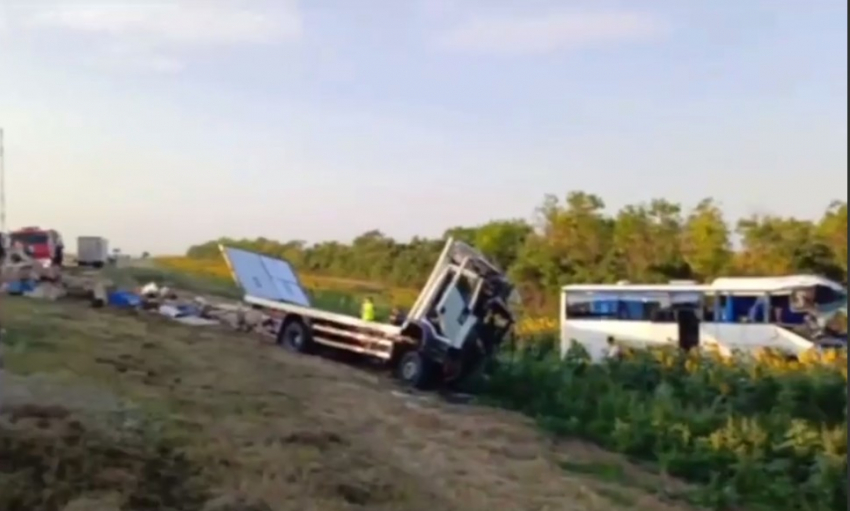 Порно видео групповуха общественный автобус