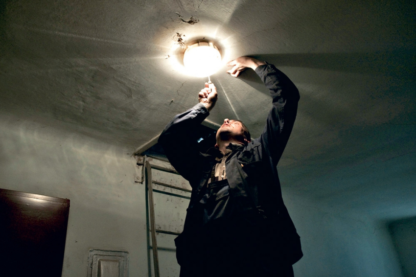 Управляющие компании оштрафовали на 800 тысяч за отсутствие договоров с энергосбытом в Волгограде