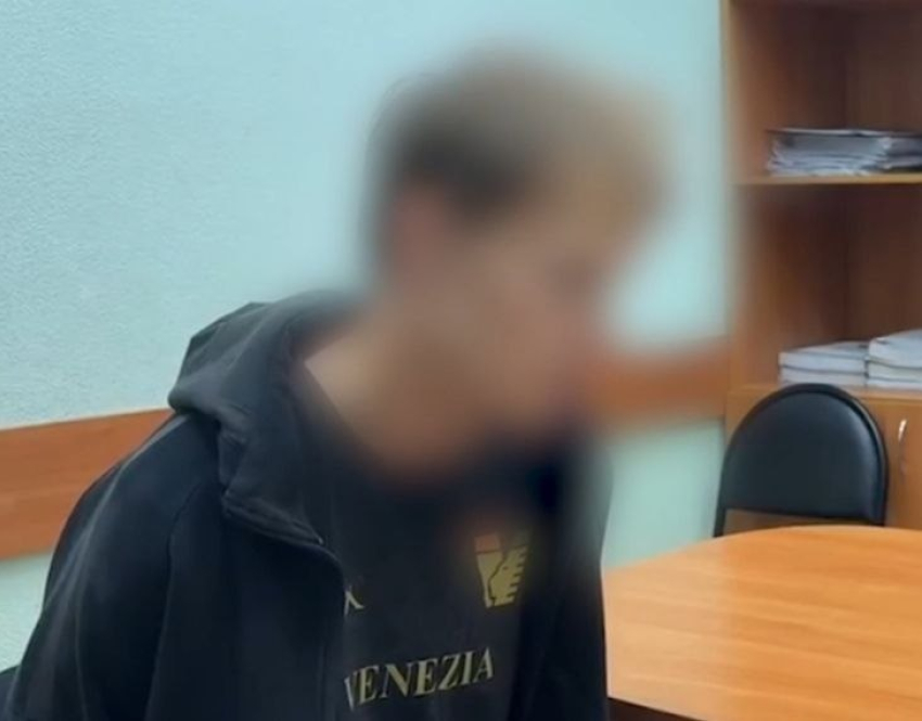 Школьник поджёг полицейский автомобиль под Волгоградом и получил статью о теракте